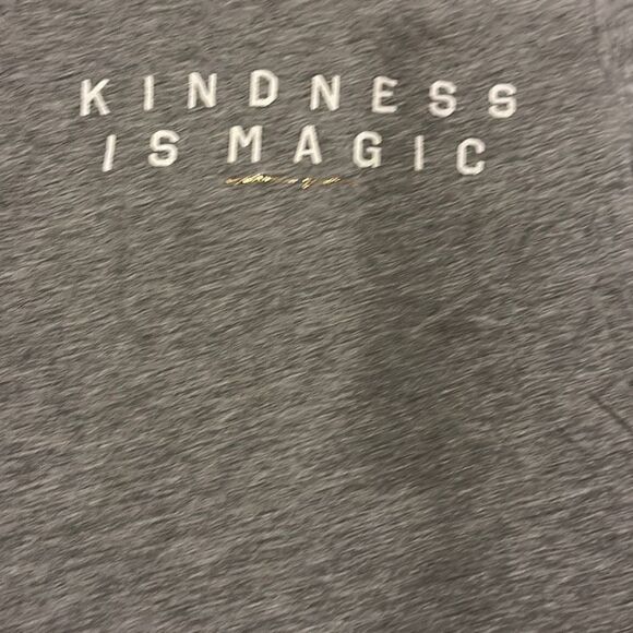 Spiritual Gangster Girls Grey T-Shirt ‘Kindness is Magic’ - Picture 3 of 6